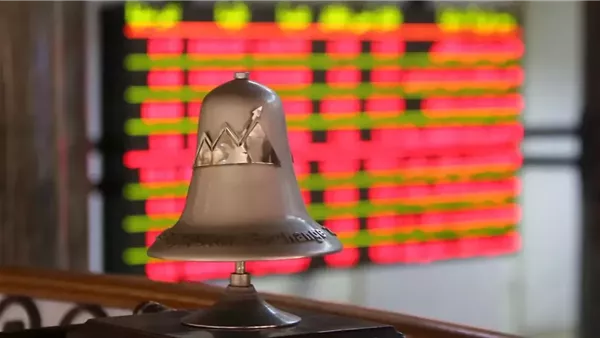 تباين مؤشرات البورصة بختام تعاملات اليوم.. EGX30 يهبط بنسبة 0.21%