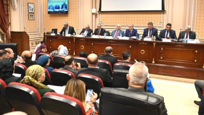 أستاذ قانون مدني: الإيجار القديم قنبلة في مجلس النواب