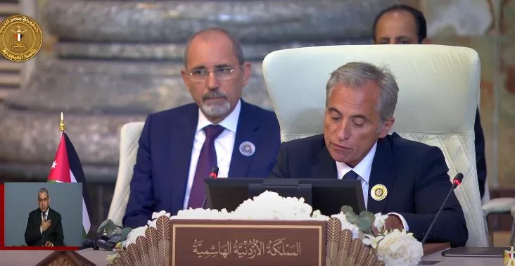 قمة بغداد: رئيس وزراء الأردن يؤكد أن أولويته هي إنهاء الحرب في غزة وتسهيل دخول المساعدات.