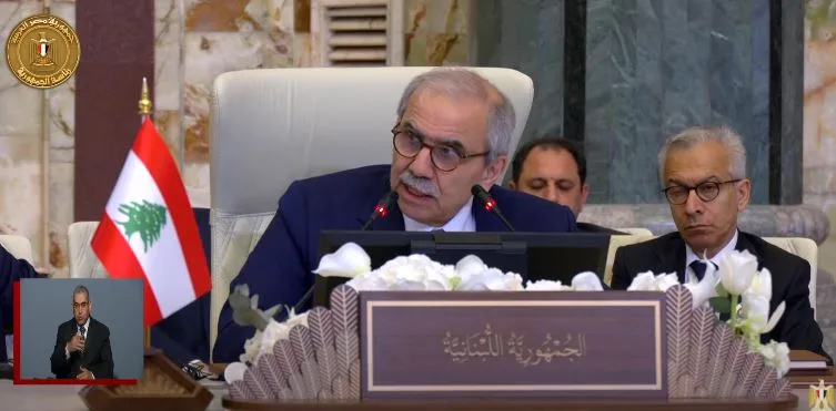 سلام يدعو إلى الضغط لفرض التزام إسرائيل بإنهاء اعتداءاتها والانسحاب من كافة الأراضي اللبنانية. سلام يدعو إلى الضغط لفرض التزام إسرائيل بإنهاء اعتداءاتها والانسحاب من كافة الأراضي اللبنانية.