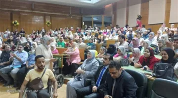 “تجارة القاهرة” تقيم أول مؤتمر طلابي للطلاب من ذوي الاحتياجات الخاصة