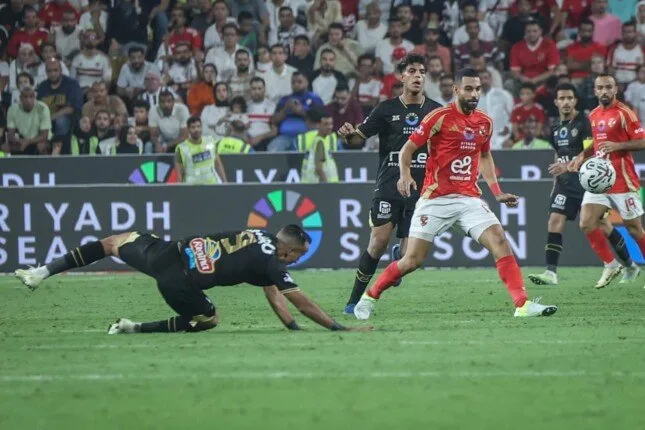 تجاهل تقرير النحاس.. الخطيب يخلص ثنائي الأهلي قبل المونديال