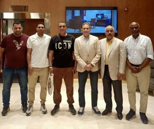 تحدي ليبيا يكرم خالد جلال وفريقه بعد انتهاء الموسم تحدي ليبيا يكرم خالد جلال وفريقه بعد انتهاء الموسم