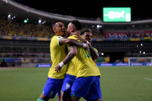 تحديد أولى لقاءات أنشيلوتي مع المنتخب البرازيلي تحديد أولى لقاءات أنشيلوتي مع المنتخب البرازيلي