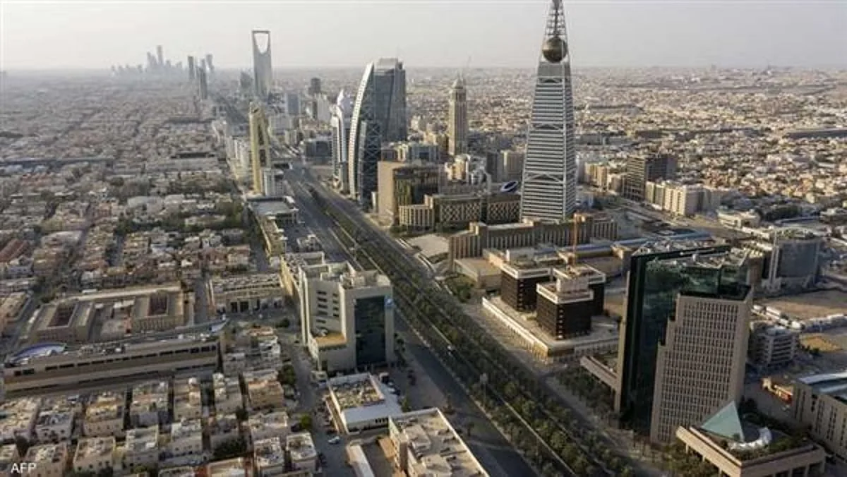 تحذيرات الأرصاد بشأن ارتفاع درجات الحرارة والرياح المثيرة للأتربة حتى نهاية الأسبوع تحذيرات الأرصاد بشأن ارتفاع درجات الحرارة والرياح المثيرة للأتربة حتى نهاية الأسبوع