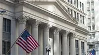 تحذيرات صارخة من احتمالية انزلاق الاقتصاد الأمريكي إلى الركود التضخمي