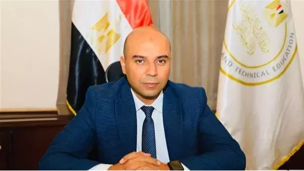 تحليل الدوافع وراء زيادة الحد الأقصى لسن المتقدمين لوظيفة معلم مساعد تحليل الدوافع وراء زيادة الحد الأقصى لسن المتقدمين لوظيفة معلم مساعد