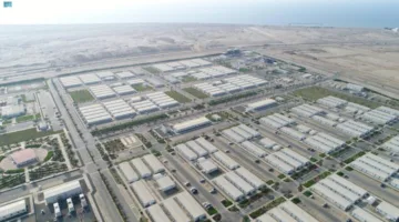 تحول صناعي في المملكة مدعوم برؤية 2030 وبنية تحتية صناعية متطورة.