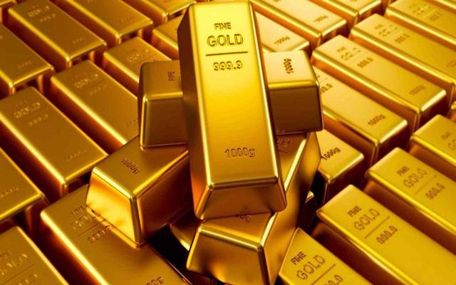 تراجع أسعار الذهب المحلية بقيمة 100 جنيه تحت ضغوط البيع