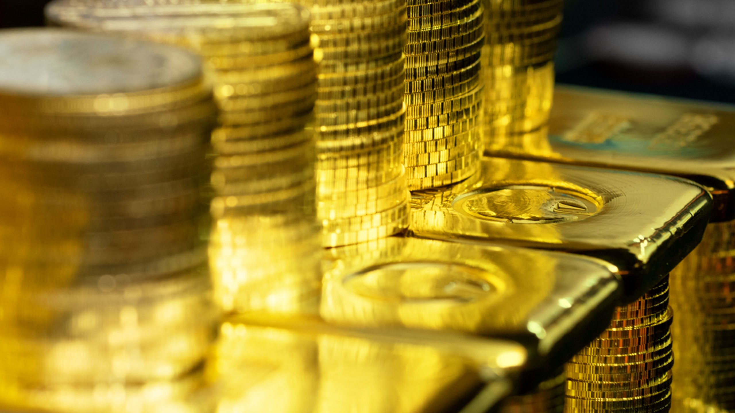 تراجع أسعار الذهب في الإمارات اليوم وعيار 21 يسجل 346.75 درهم بداية التعاملات
