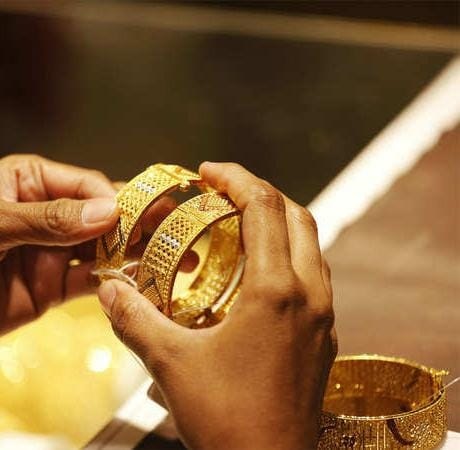 تراجع أسعار الذهب في السعودية اليوم وعيار 21 يسجل 338.75 ريال بنهاية التعاملات