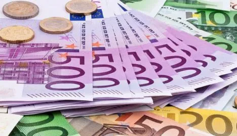 تراجع أسعار صرف اليورو الأوروبي خلال تعاملات اليوم
