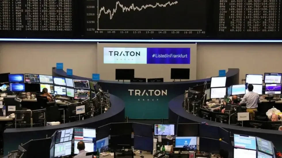 تراجع الأسهم الأوروبية مع توقف مؤقت لرسوم ترامب الجمركية تراجع الأسهم الأوروبية مع توقف مؤقت لرسوم ترامب الجمركية