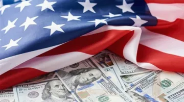 تراجع السندات الأمريكية بعد تخفيض التصنيف الائتماني: ضغوط إضافية على المستهلكين