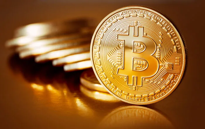 تراجع العملات الرقمية.. بيتكوين تنزل دون مستوى 110 آلاف دولار تراجع العملات الرقمية.. بيتكوين تنزل دون مستوى 110 آلاف دولار