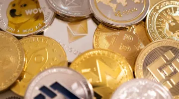 ترامب يتيح فرصة للرئاسة عبر التمويل الرقمي.. مزاد لوجبة عشاء مقابل عملات مشفرة.