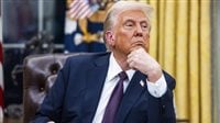 ترامب يلوح بالخيار العسكري ضد إيران ويعيد تشكيل فريق الأمن القومي