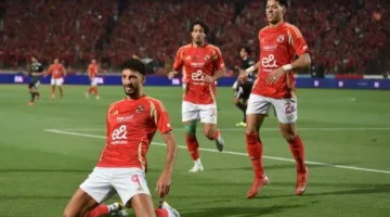 دموع أكرم توفيق وعلي معلول وسط احتفالات الأهلي بفوزهم بدرع الدوري