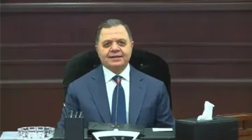 ترحيل مواطن نيجيري وآخر غاني من البلاد لأسباب تتعلق بالأمن العام