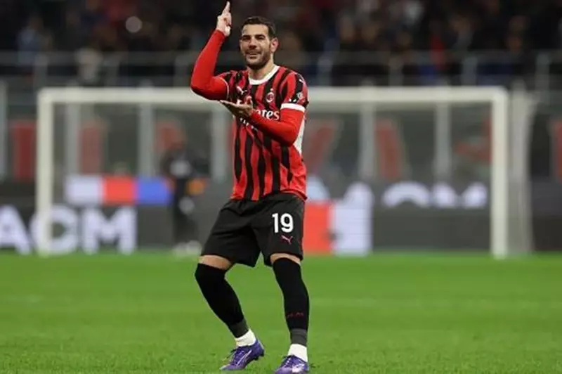 تزامنًا مع جذب انتباه الهلال.. تقرير: هيرنانديز يرفض عرض ميلان تزامنًا مع جذب انتباه الهلال.. تقرير: هيرنانديز يرفض عرض ميلان
