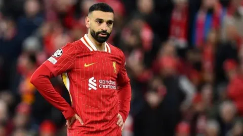 تزايد الضغوط على صلاح بسبب ‘الطفل’.. الجائزة الذهبية تتراجع بعيدًا