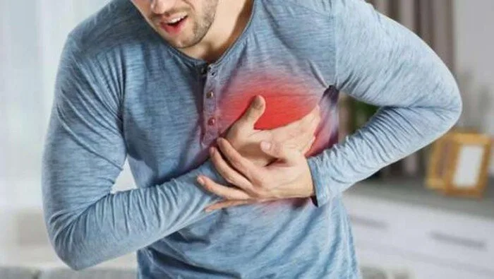 تزايد حدوثه بين الشباب: أسباب توقف القلب المفاجئ وسبل الوقاية تزايد حدوثه بين الشباب: أسباب توقف القلب المفاجئ وسبل الوقاية