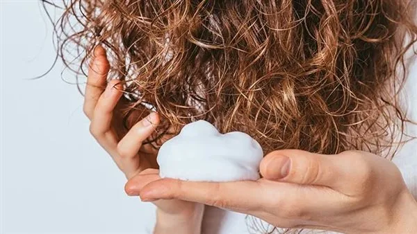 تسبب السرطان.. دراسة تكشف خطورة منتجات العناية بالشعر