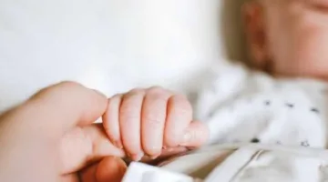 تسعى للحصول على علاج للإنجاب منذ سنوات، فهل يعد ذلك اعتراضاً على إرادة الله؟