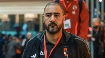 تسوية الخروج.. الأهلي يقدم عرضًا لمحمد شوقي