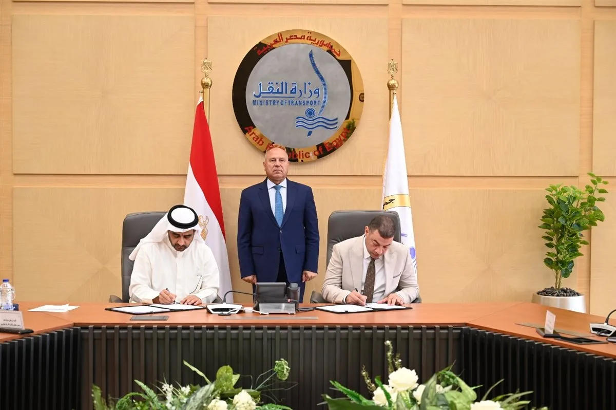 تشغيل سيارات كهربائية لنقل الركاب بالقاهرة والجيزة.. بيان حكومي يكشف التفاصيل