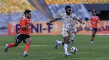 تشكيلة الأهلي في لقاء التتويج بالدوري الخامس والأربعين ضد فاركو
