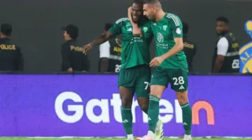 تشكيلة الأهلي لمواجهة الرياض في الجولة 34 من الدوري السعودي