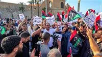 تصاعد الضغوط على الدبيبة مع استمرار المظاهرات في مختلف أنحاء ليبيا