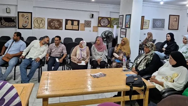 «تضامن الأقصر» تقيم ورشة عمل لتعزيز كفاءات المجتمع المحلي (صور) «تضامن الأقصر» تقيم ورشة عمل لتعزيز كفاءات المجتمع المحلي (صور)