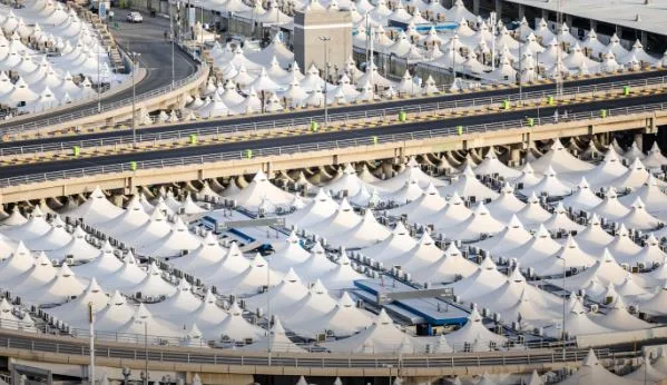 مستشار اللجنة الوطنية للحج: نعمل على تسهيل كافة التحديات.. وقمنا بتجهيز حوالي 90% من الخيام في عرفات حتى الآن. مستشار اللجنة الوطنية للحج: نعمل على تسهيل كافة التحديات.. وقمنا بتجهيز حوالي 90% من الخيام في عرفات حتى الآن.