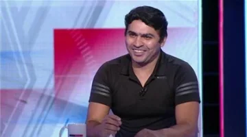 تعليق صادم من عمرو الصفتي نجم الزمالك السابق بشأن مباراة بيراميدز والقلعة البيضاء