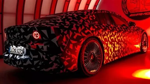 تفاصيل أول سيارة سيدان كهربائية من مرسيدس-AMG.. بقوة 1000 حصان