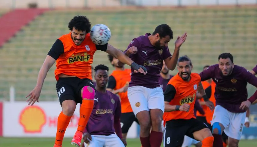 تفاصيل المفاوضات بين الأهلي وفاركو بشأن انتقال مرعي تفاصيل المفاوضات بين الأهلي وفاركو بشأن انتقال مرعي