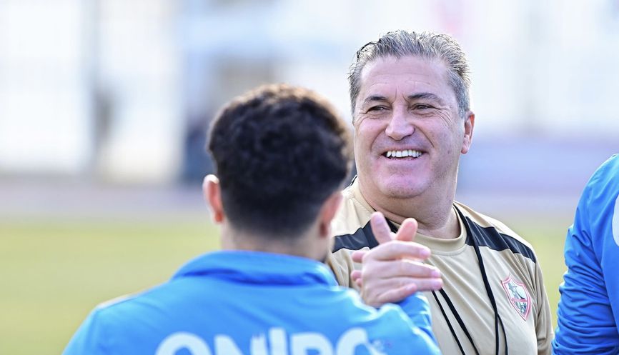 تفاصيل جلسة بيسيرو مع لاعبي الزمالك