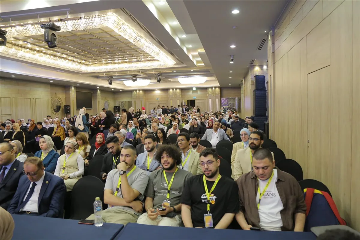 تفاصيل فعاليات مؤتمر الاتحاد المصري لطلاب كلية الصيدلة (EPSF).. صور