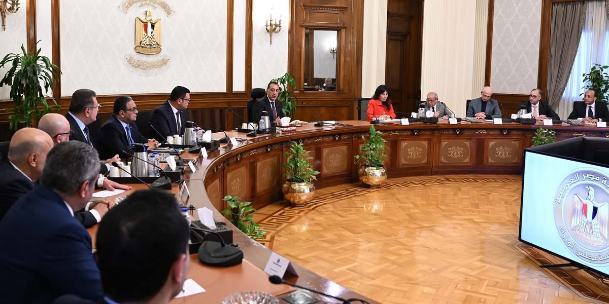تفاصيل لقاء رئيس الوزراء وأعضاء اللجنة الاستشارية للتنمية العمرانية وتصدير العقار