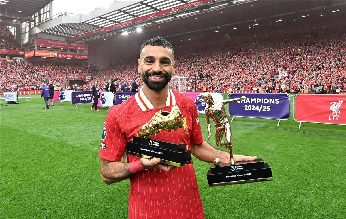 تفاعلات جماهير ليفربول حول مستوى محمد صلاح في مباراة كريستال بالاس: أداء مذهل.. وجائزة الكرة الذهبية في الطريق. تفاعلات جماهير ليفربول حول مستوى محمد صلاح في مباراة كريستال بالاس: أداء مذهل.. وجائزة الكرة الذهبية في الطريق.