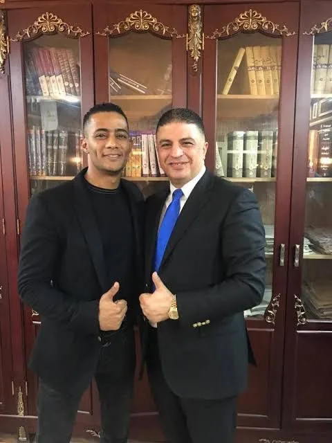 تفسير غياب الفنان محمد رمضان: ابنه أصيب بنزلة معوية بعد علمه بموعد الجلسة. تفسير غياب الفنان محمد رمضان: ابنه أصيب بنزلة معوية بعد علمه بموعد الجلسة.