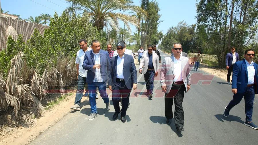 تفقد أعمال رصف ورفع كفاءة طريق "الكوربة الشهابية بلطيم"