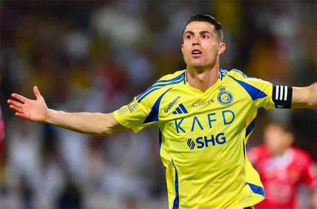 تقارير: شبح رونالدو يطارد كريستيانو جونيور في بدايته مع البرتغال