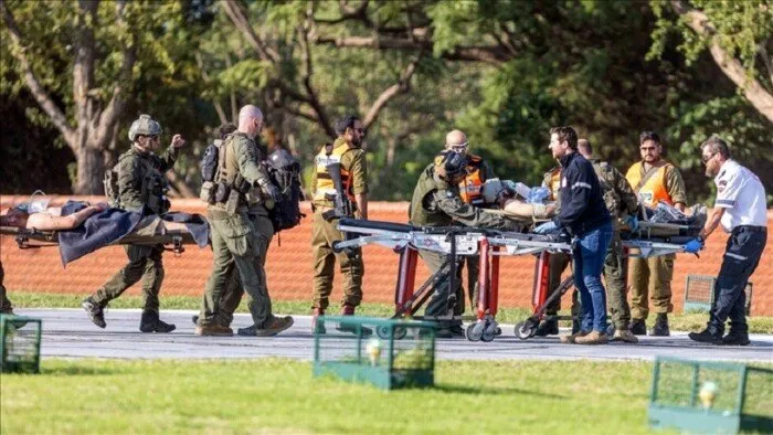 تقارير عبرية: سقوط قتلى وجرحى بين الجنود الإسرائيليين جراء أحداث أمنية معقدة في غزة تقارير عبرية: سقوط قتلى وجرحى بين الجنود الإسرائيليين جراء أحداث أمنية معقدة في غزة