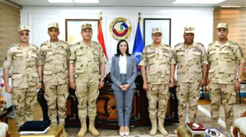 تقدير المستشار العسكري وفريقه لمساهمتهم الكبيرة في تدريب موظفي الوحدات المحلية والمديريات