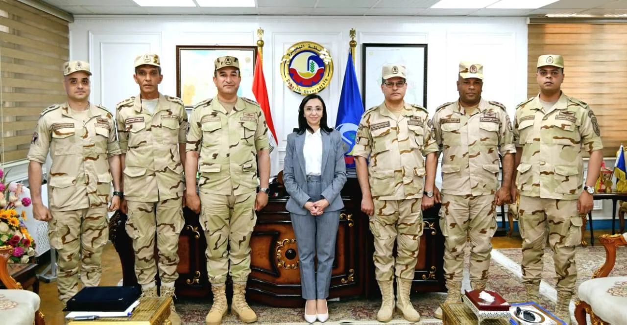 تقدير المستشار العسكري وفريقه لمساهمتهم الكبيرة في تدريب موظفي الوحدات المحلية والمديريات تقدير المستشار العسكري وفريقه لمساهمتهم الكبيرة في تدريب موظفي الوحدات المحلية والمديريات