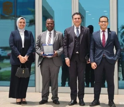 تقديراً لإسهاماتها… وزير الاتصالات ي honors مجموعة «طلال أبو غزالة للتدريب المهني» تقديراً لإسهاماتها… وزير الاتصالات ي honors مجموعة «طلال أبو غزالة للتدريب المهني»
