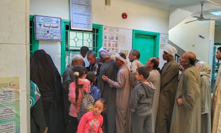 تقديم الخدمات الطبية المجانية إلي 5 آلاف مواطن